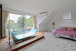 Photo 5- click for photo gallery